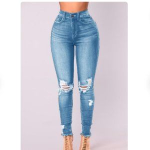 Women's high-rise ripped slim-fit skinny jeans